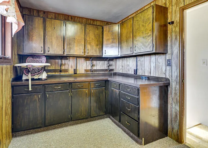 1 Mi To Hot Springs State Park: Rustic Wyoming Gem Holiday home