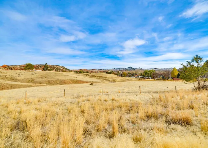 1 Mi To Hot Springs State Park: Rustic Wyoming Gem Holiday home